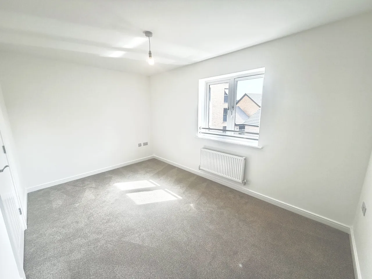 Watling Street, Whitehouse Park, MK8, photo 6
