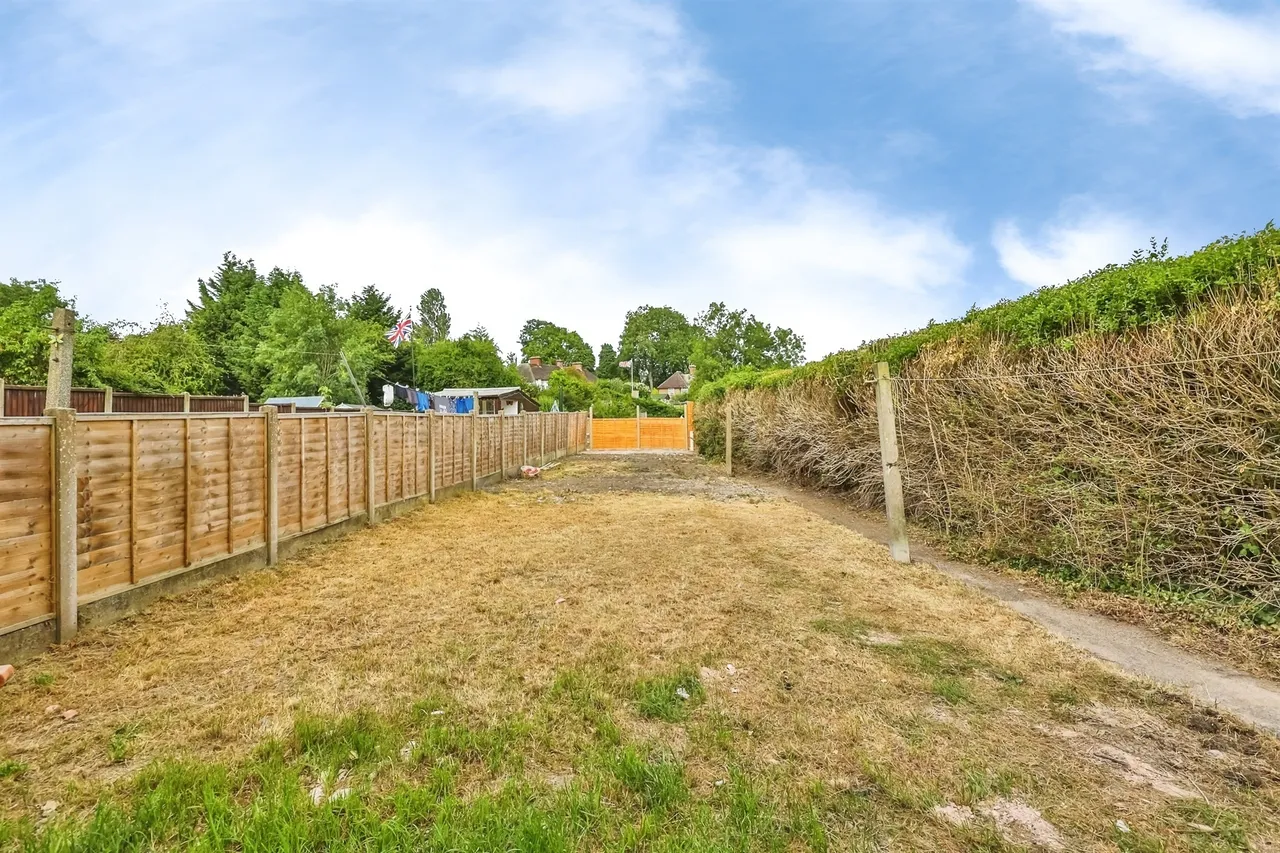 New Road, Nottingham, NG16, photo 16