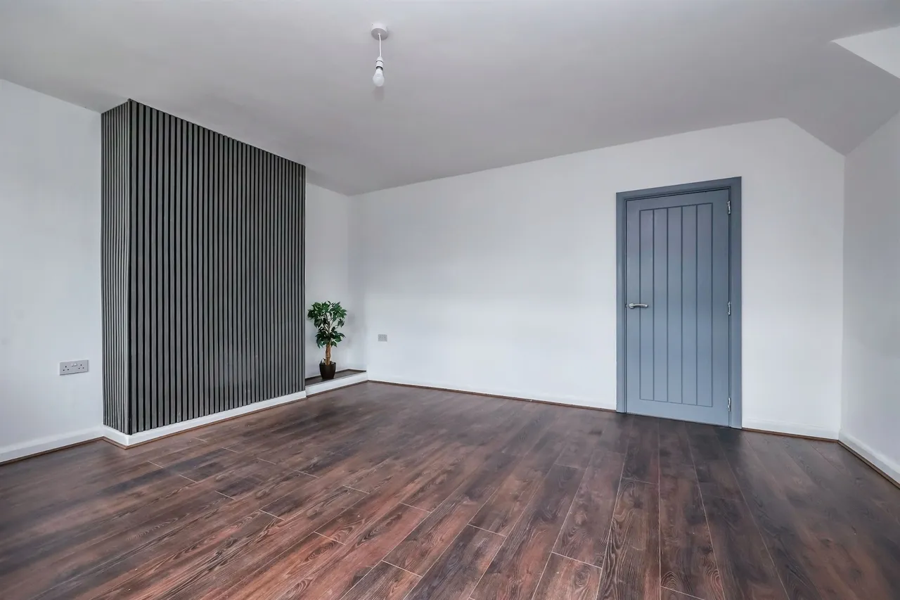 New Road, Nottingham, NG16, photo 8
