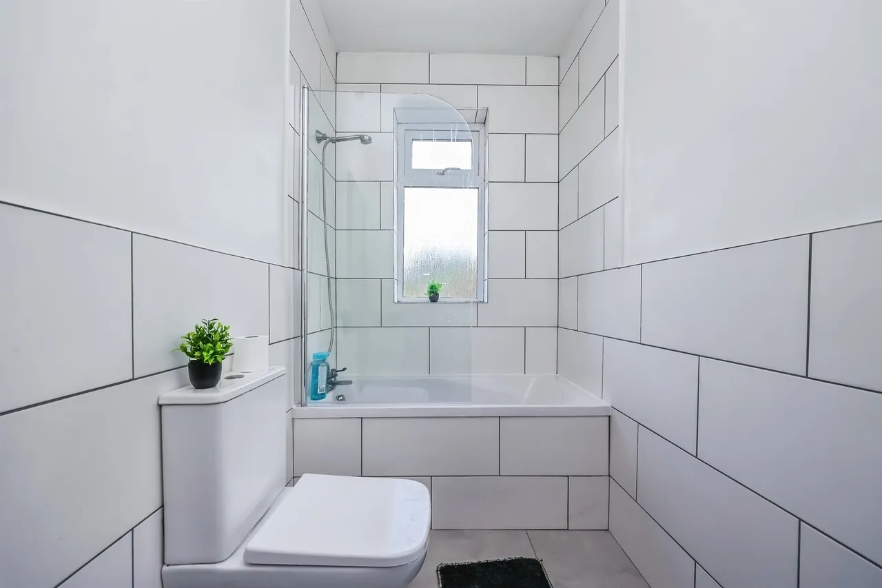 New Road, Nottingham, NG16, photo 15