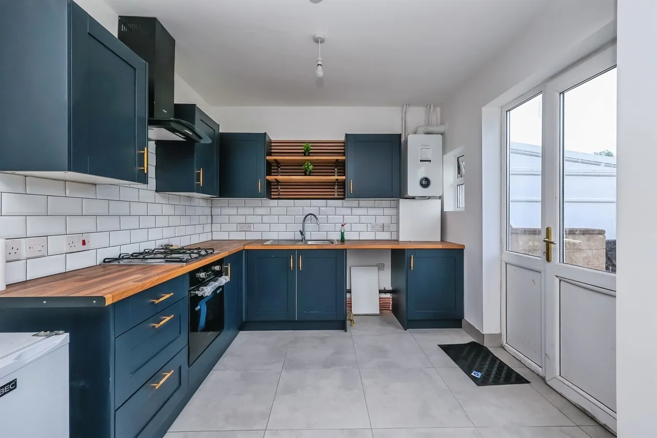 New Road, Nottingham, NG16, photo 10