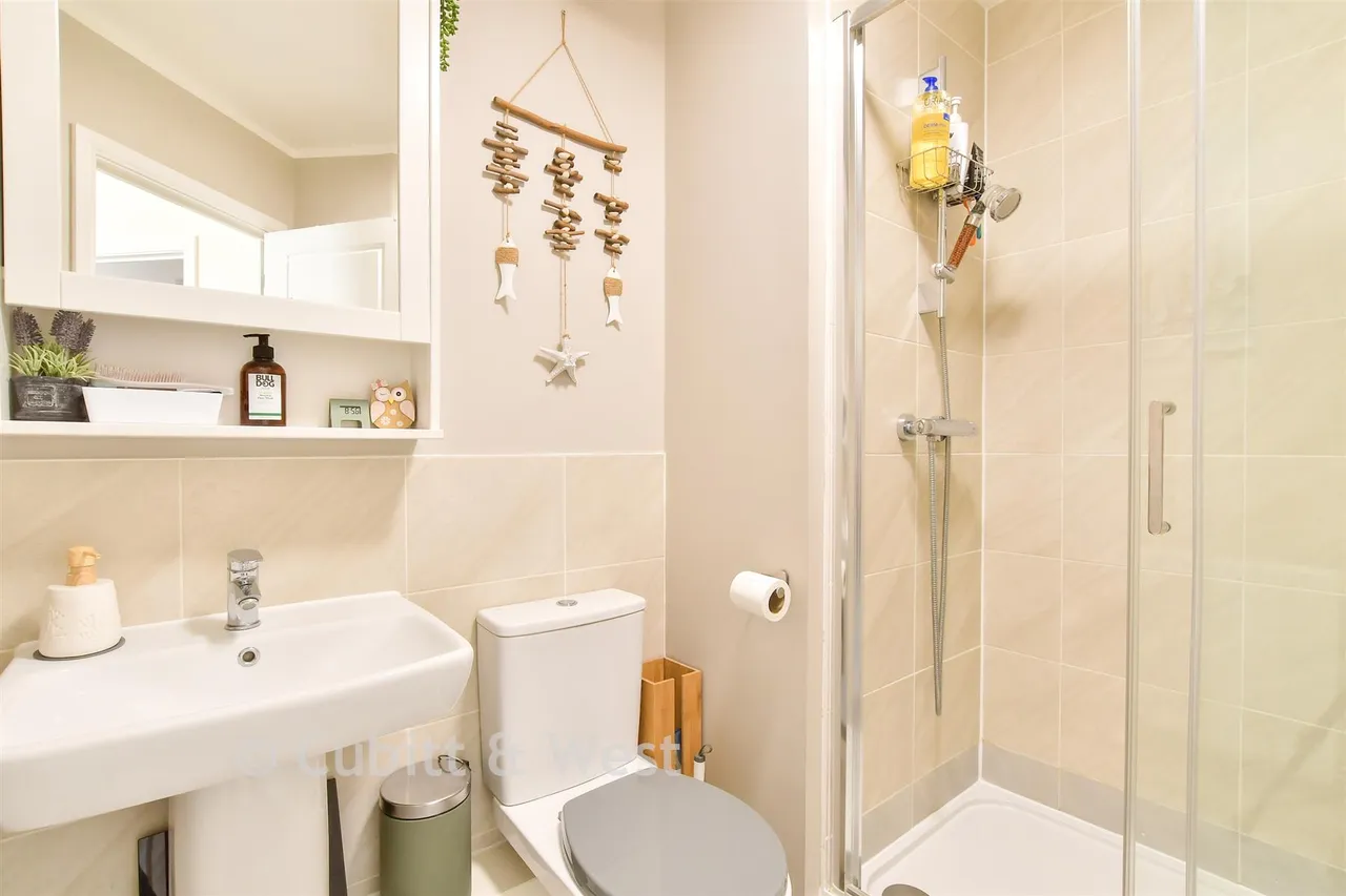 Cambrian Way, Tarring, BN13, photo 12