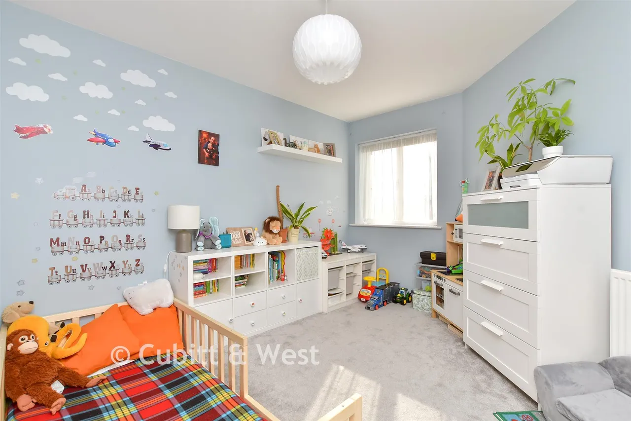 Cambrian Way, Tarring, BN13, photo 13