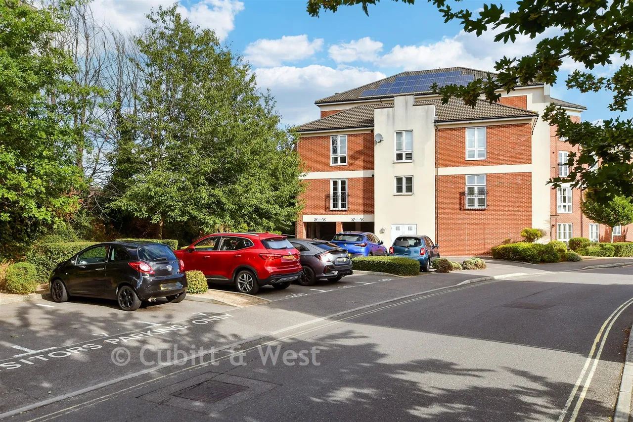 Cambrian Way, Tarring, BN13, photo 15