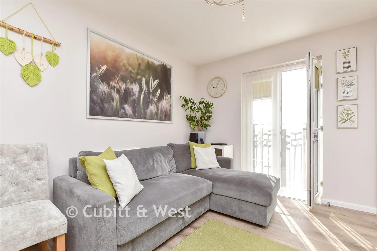 Cambrian Way, Tarring, BN13, photo 9
