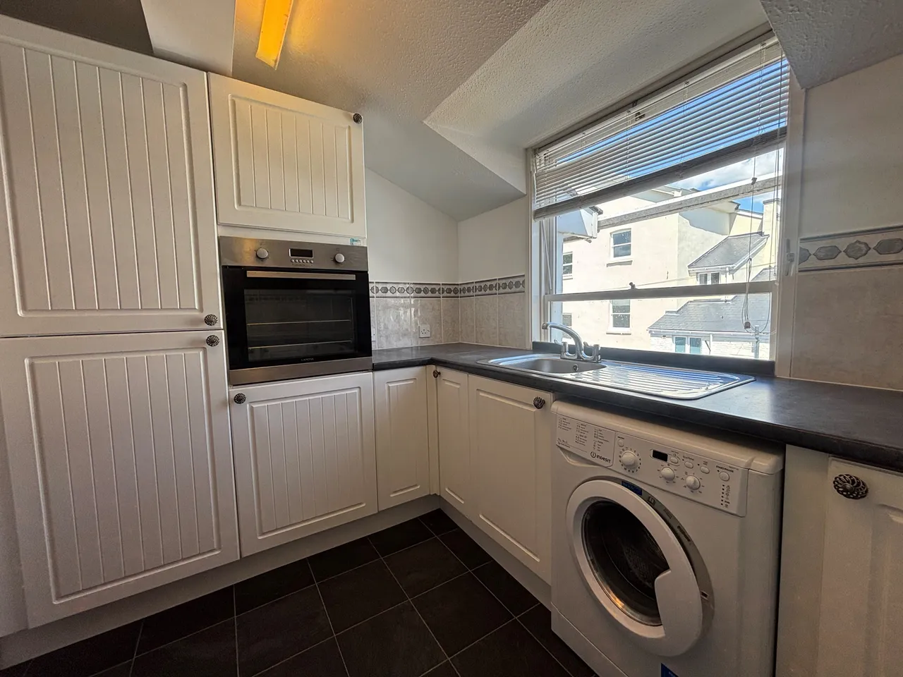 Riverside Court, St Leonards, EX2, photo 2