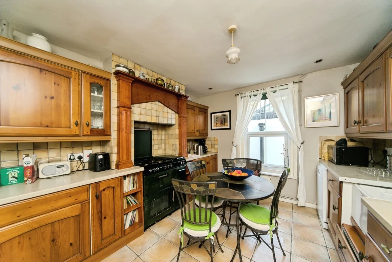 Arundel Street, Brighton, BN2, photo 3