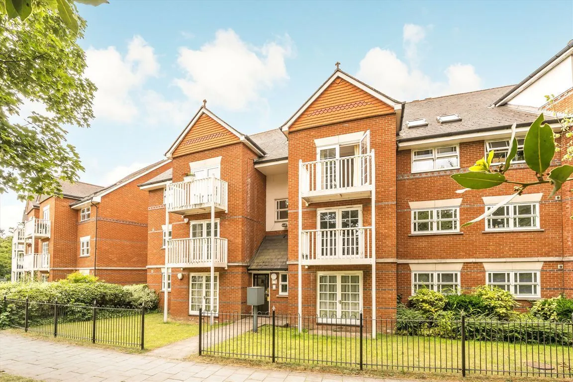 Macmillan Way, SW17, photo 9