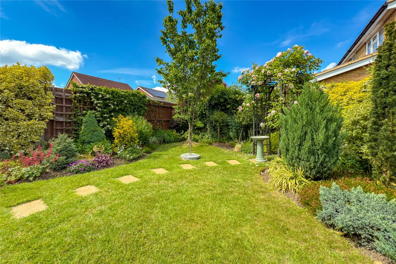 Puddingstone Drive, St. Albans, Hertfordshire, AL4 0GY, photo 10