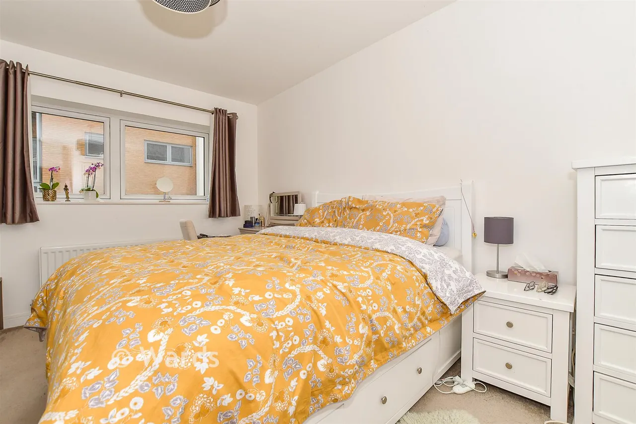 Sovereign Way, Tonbridge, TN9, photo 8