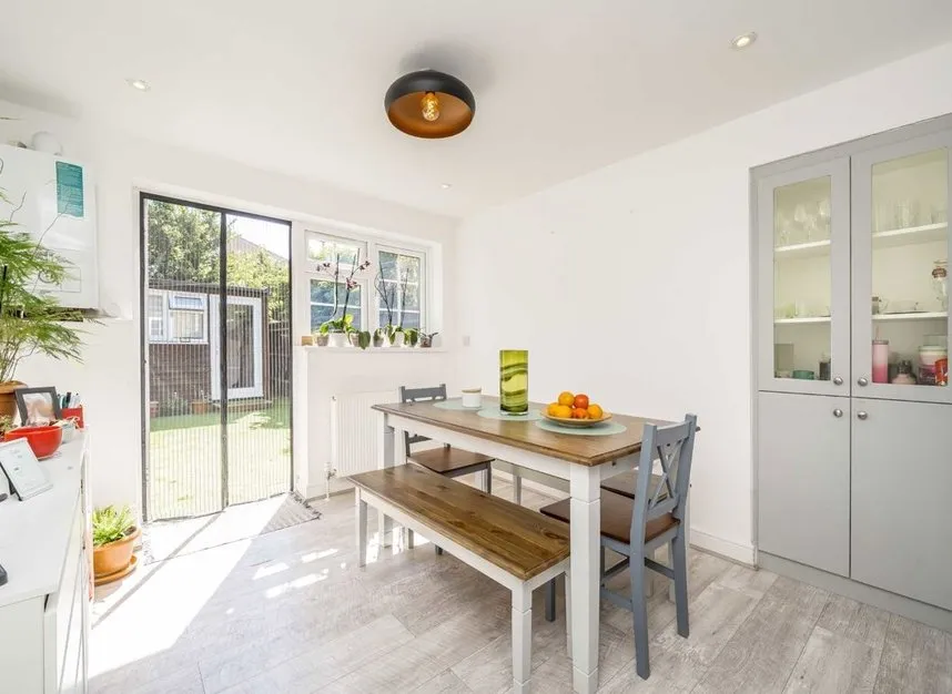 Sawyers Lawn, Ealing, W13, photo 4