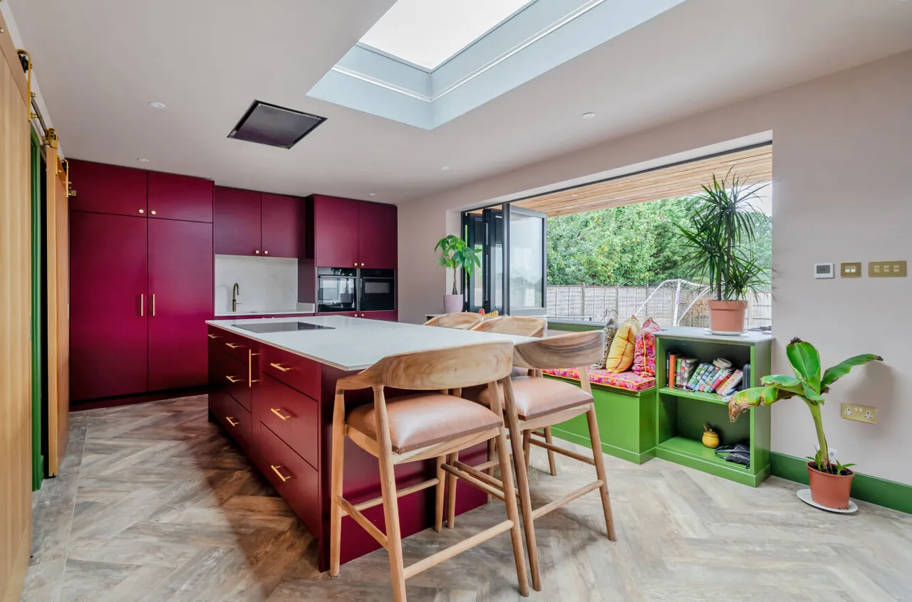 Priors Hill Lane, Bursledon, SO31, photo 5