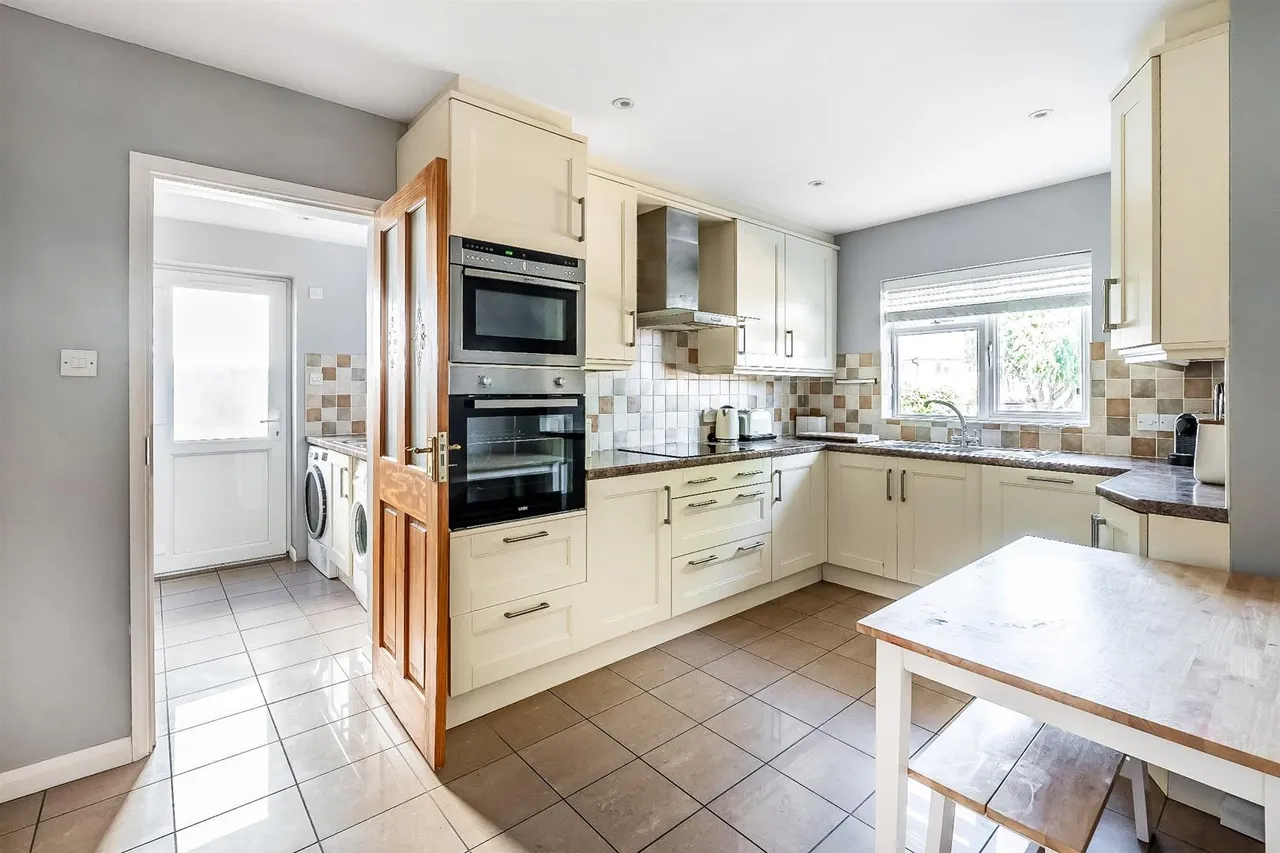 The Lorne, Great Bookham, KT23, photo 4