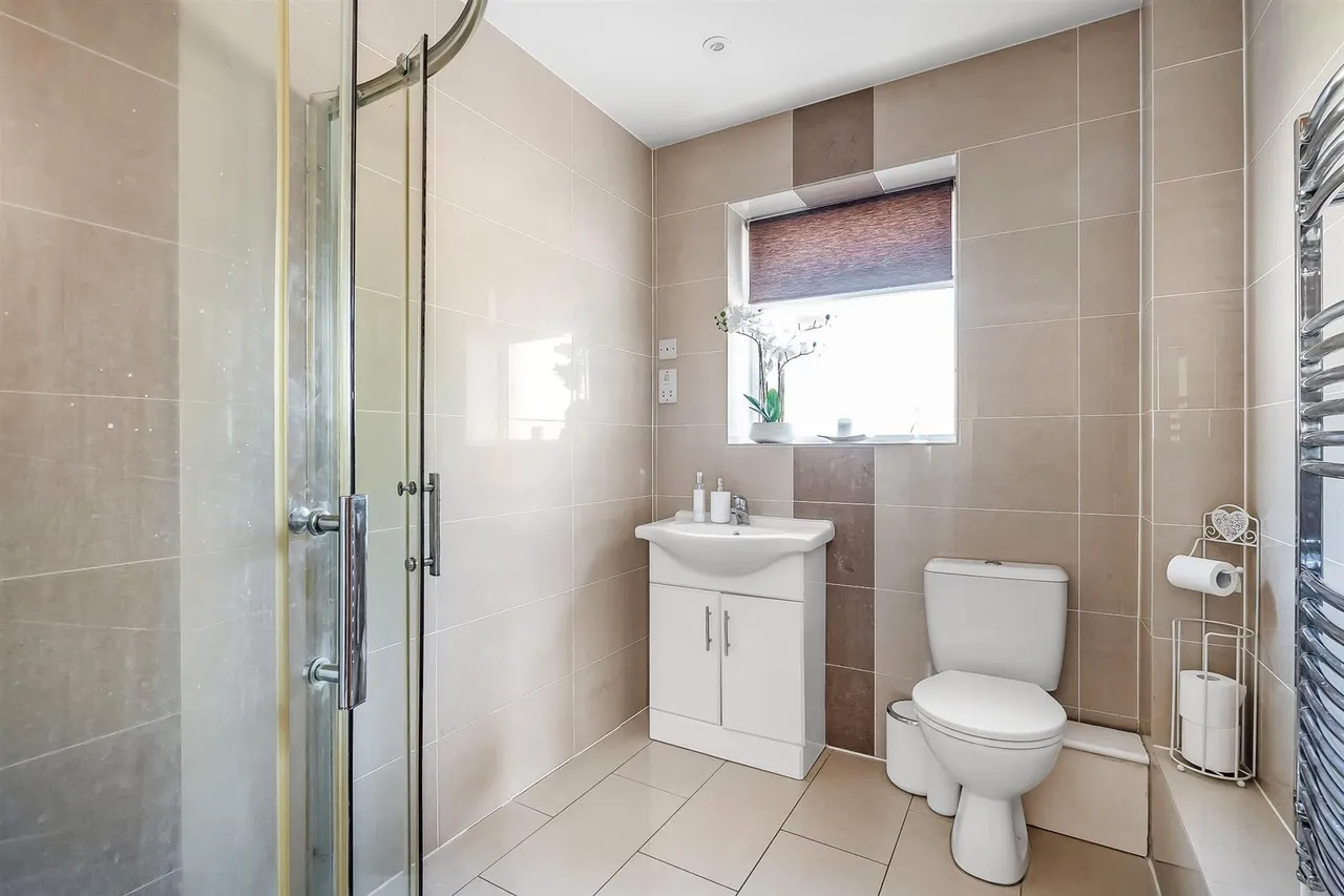The Lorne, Great Bookham, KT23, photo 7