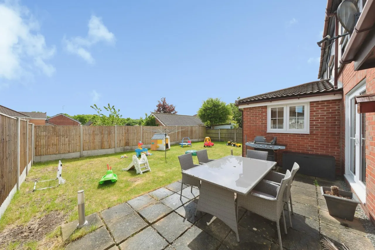 Glaven Close, Mansfield, NG19, photo 18