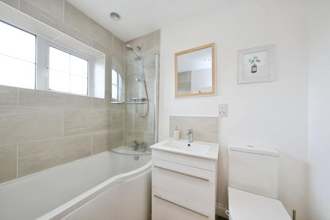 Glaven Close, Mansfield, NG19, photo 10