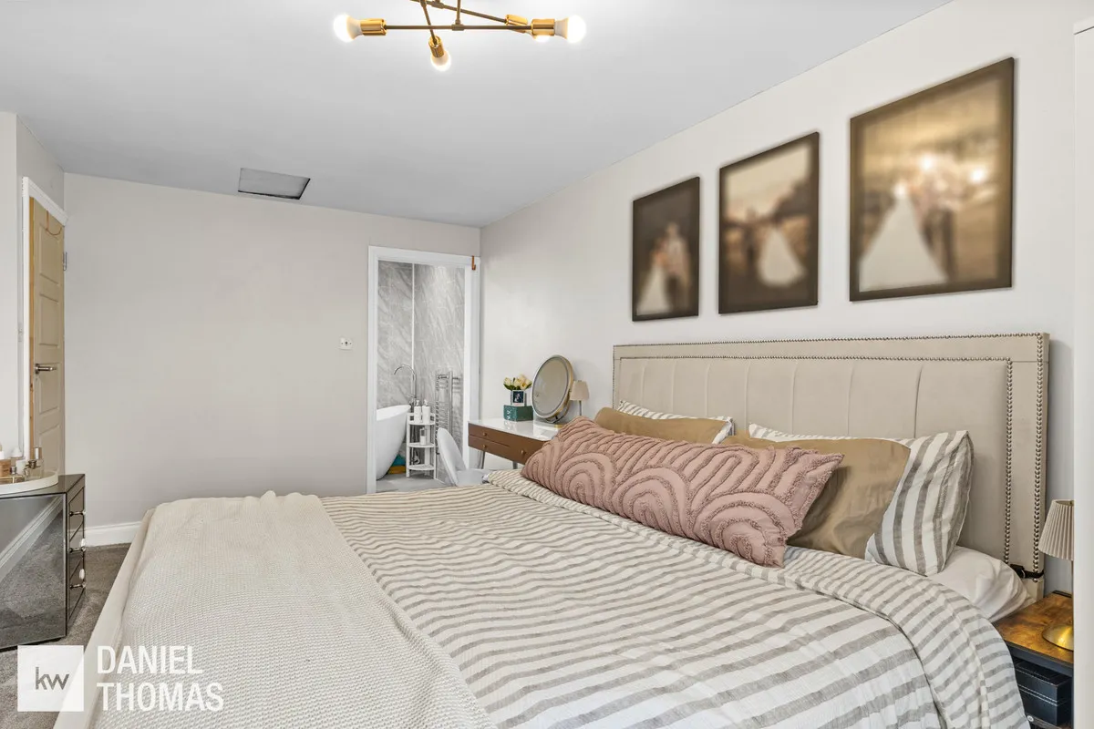 Longcroft Drive, Waltham Cross, EN8, photo 16