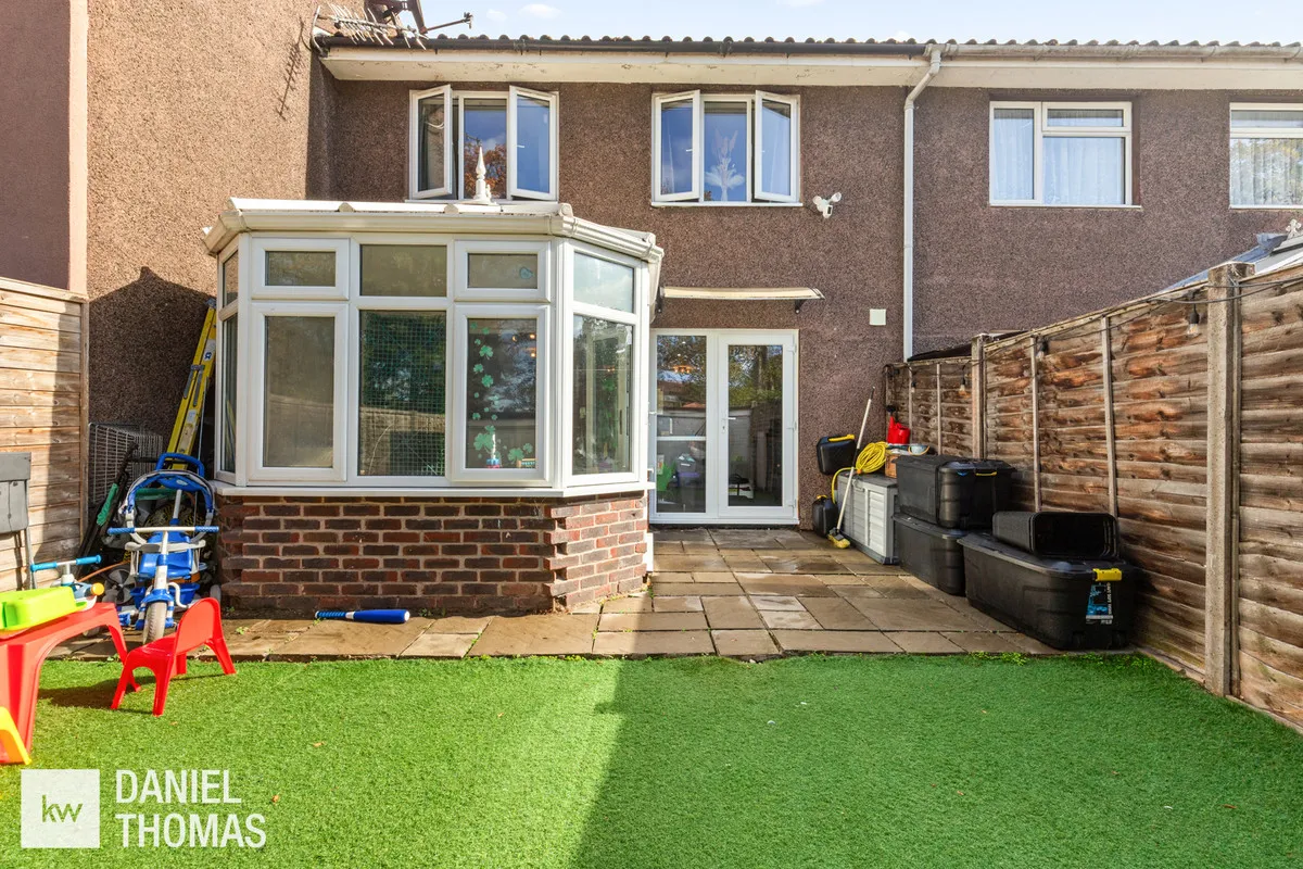 Longcroft Drive, Waltham Cross, EN8, photo 25