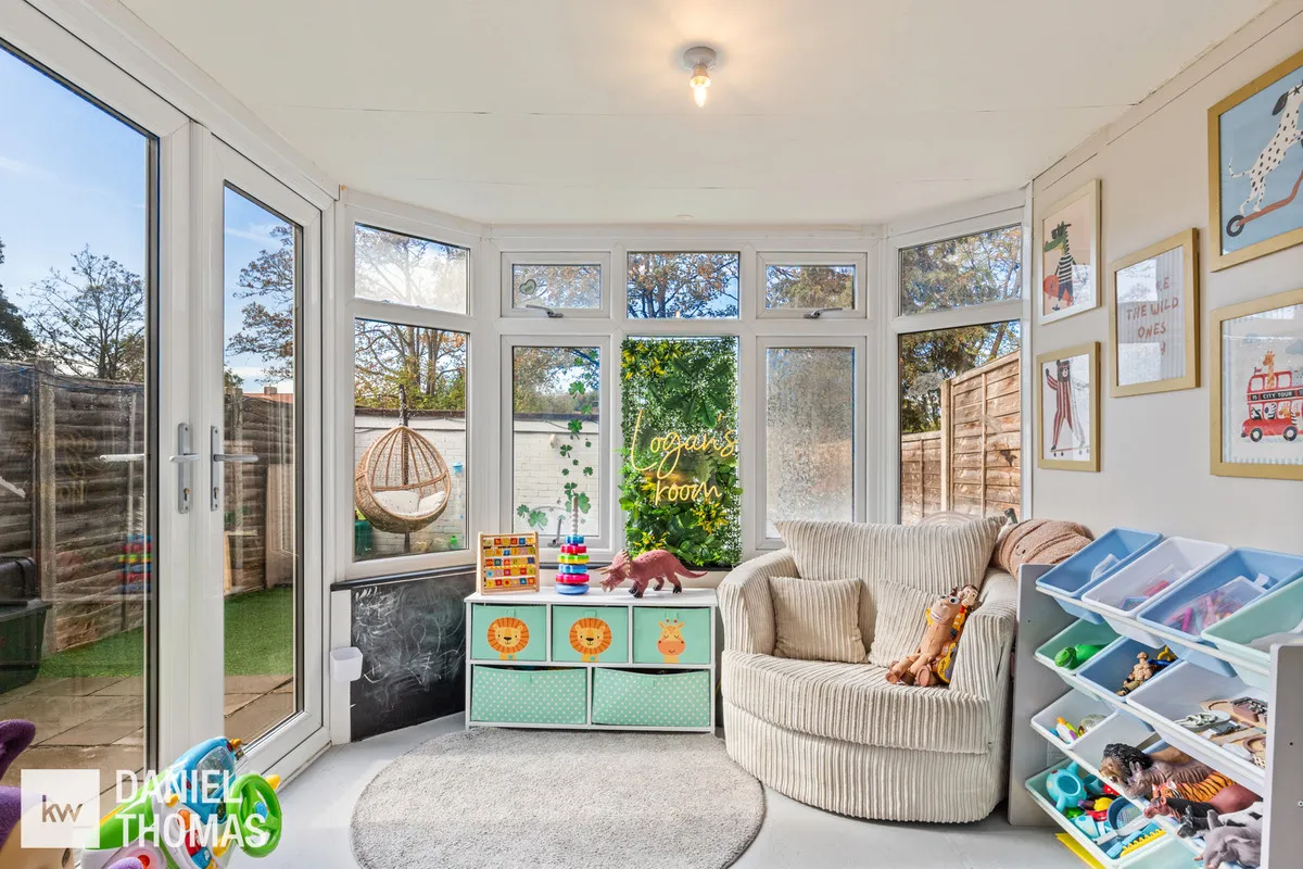 Longcroft Drive, Waltham Cross, EN8, photo 5