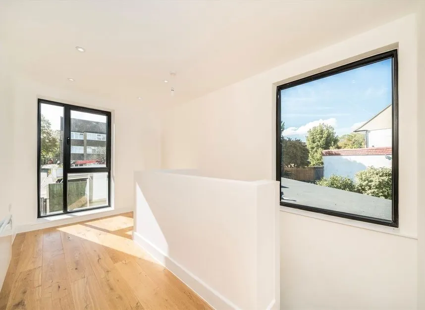 Ravensbourne Park, Honor Oak, SE6, photo 14