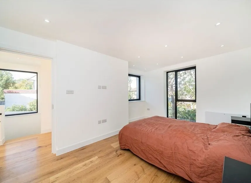 Ravensbourne Park, Honor Oak, SE6, photo 4