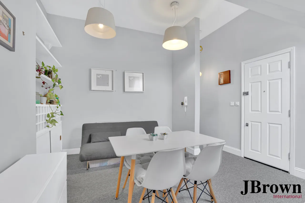 1 bed flat for sale, Gleneagle Road, Streatham, SW16