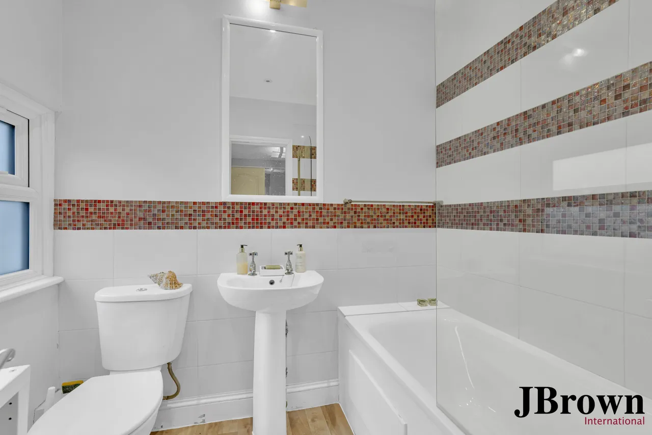 Gleneagle Road, Streatham, SW16, photo 9
