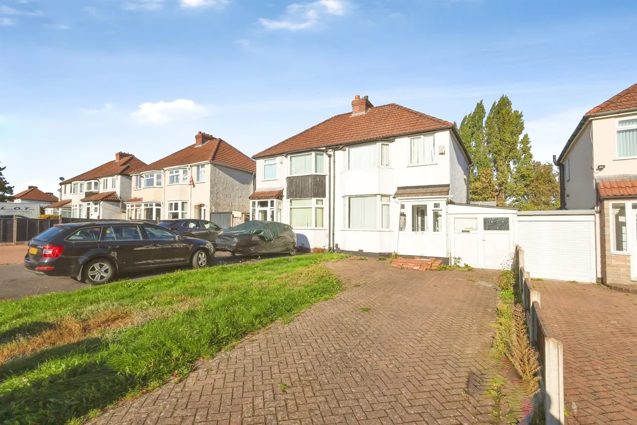 3 bed house for sale, Mackadown Lane, Birmingham, B33