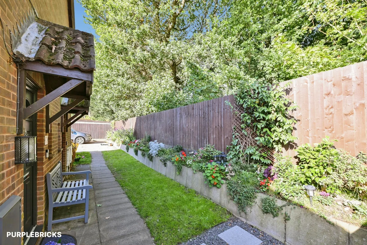 Hatton Close, Nottingham, NG5, photo 2