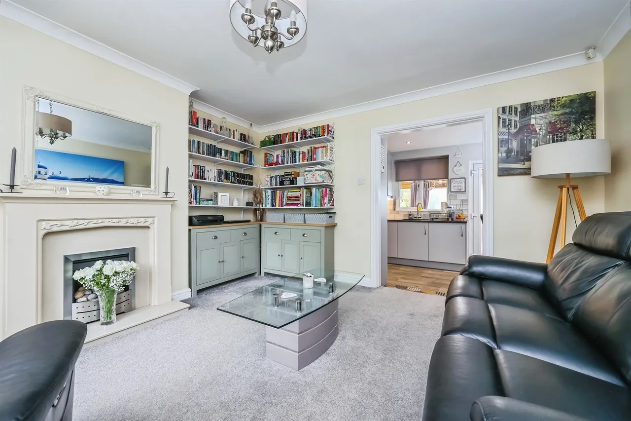 Annesley Road, Hucknall, NG15, photo 2