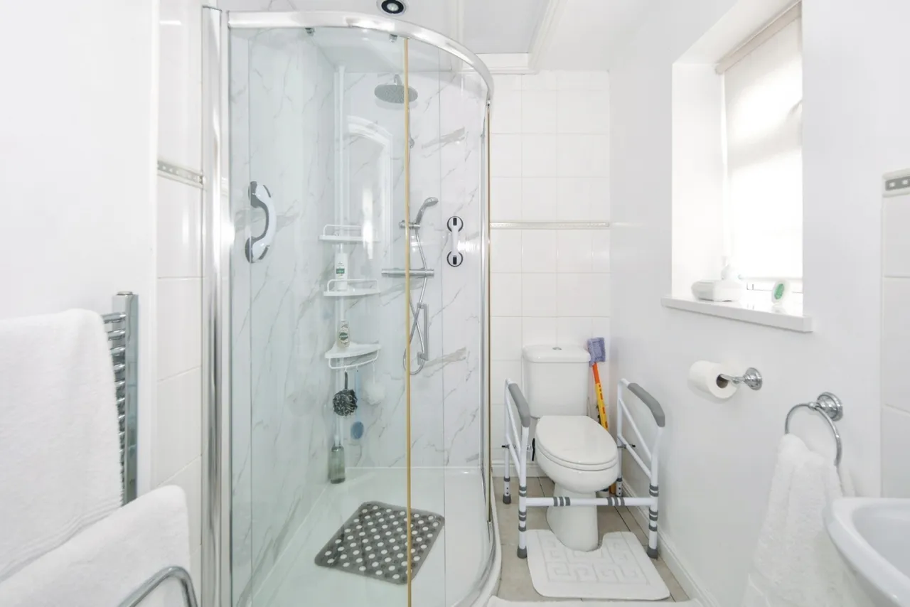 Holly Drive, Hurley, CV9, photo 10