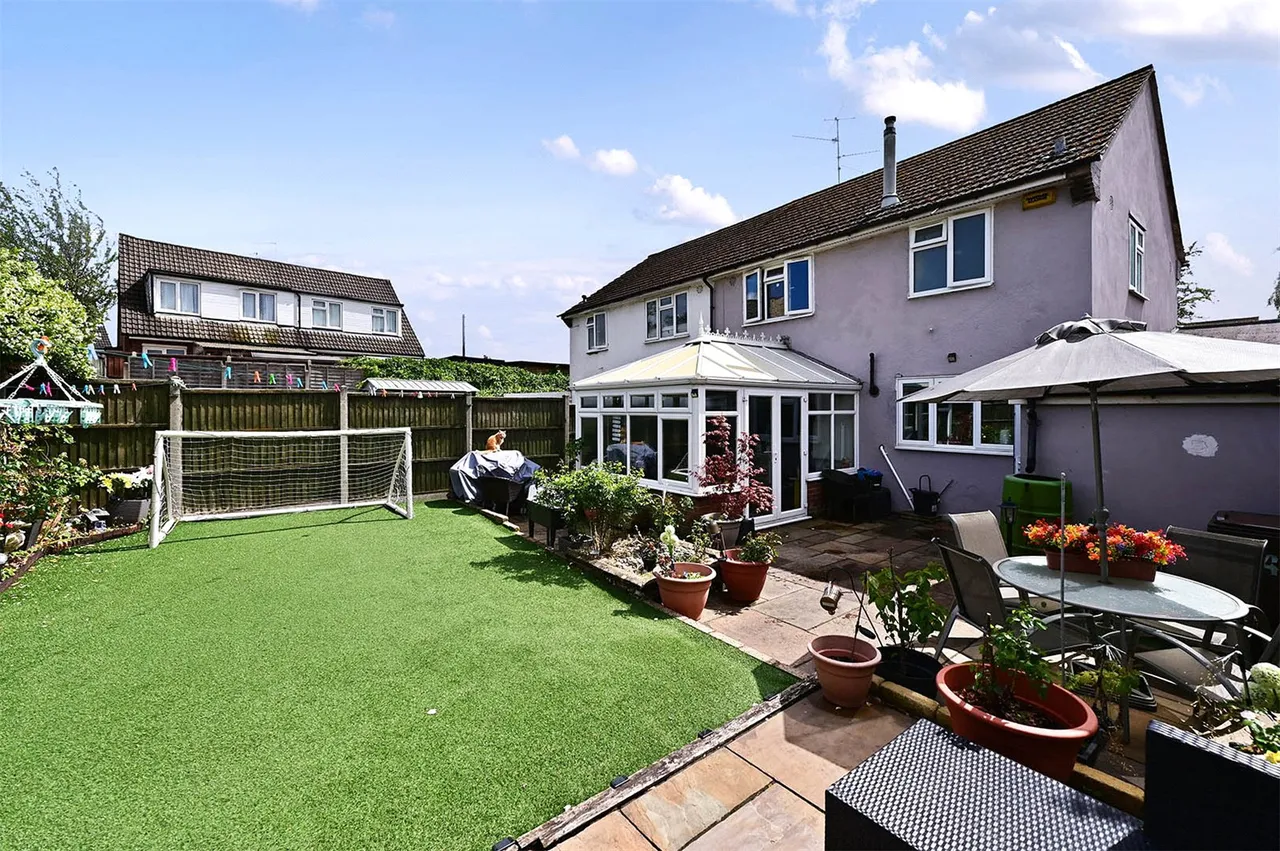 Greatfield Road, Farnborough, Hampshire, GU14 8HD, photo 6