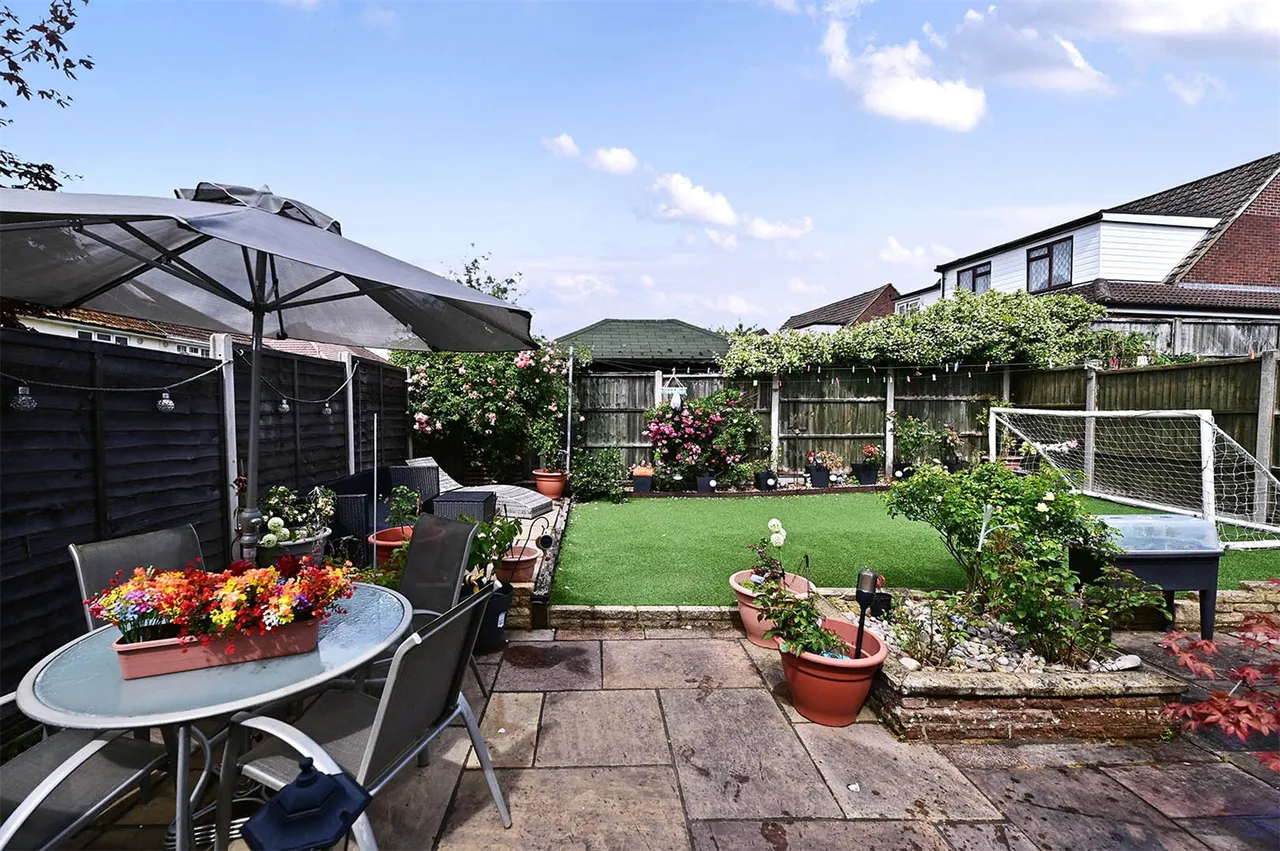 Greatfield Road, Farnborough, Hampshire, GU14 8HD, photo 8