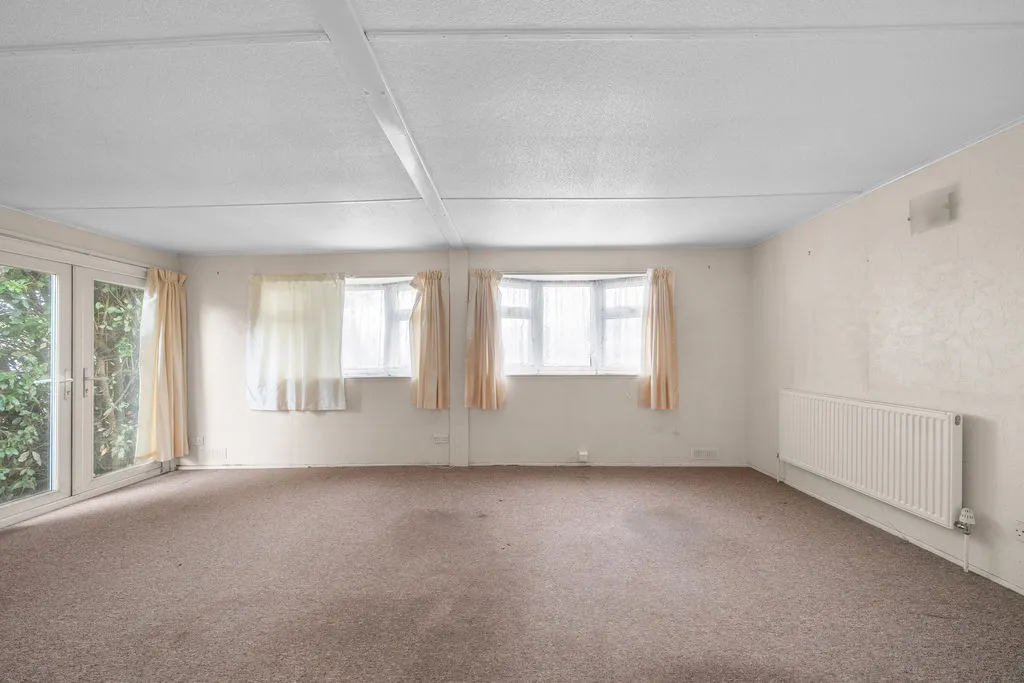 Penton Park, Chertsey KT16 8QB, photo 3