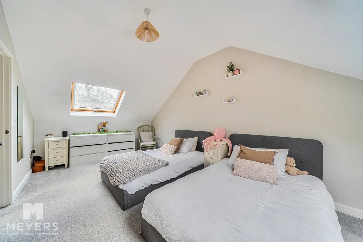 Olivia Close, Corfe Mullen, BH21, photo 12