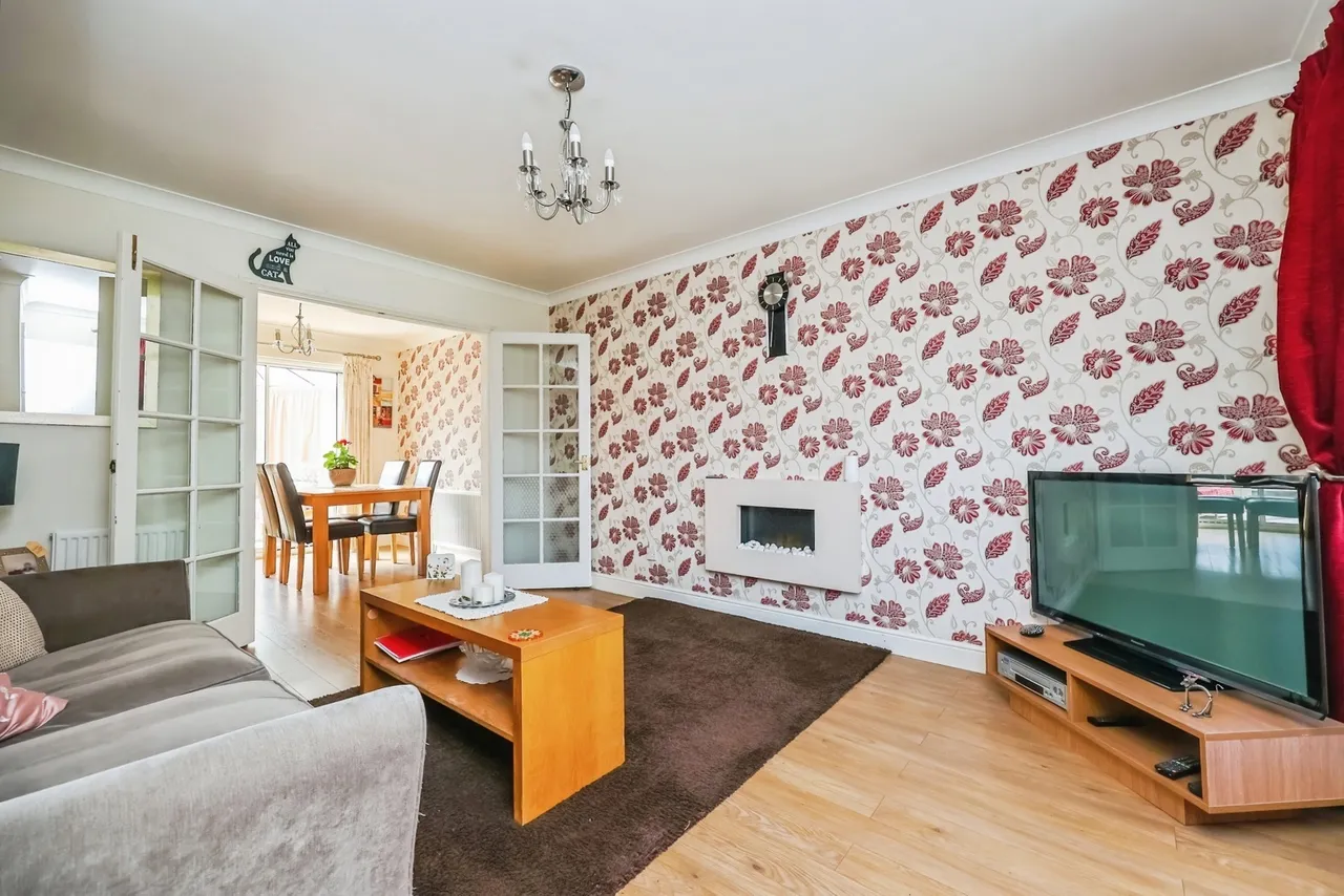 Minster Close, Hucknall, Nottingham, Nottinghamshire, NG15, photo 5