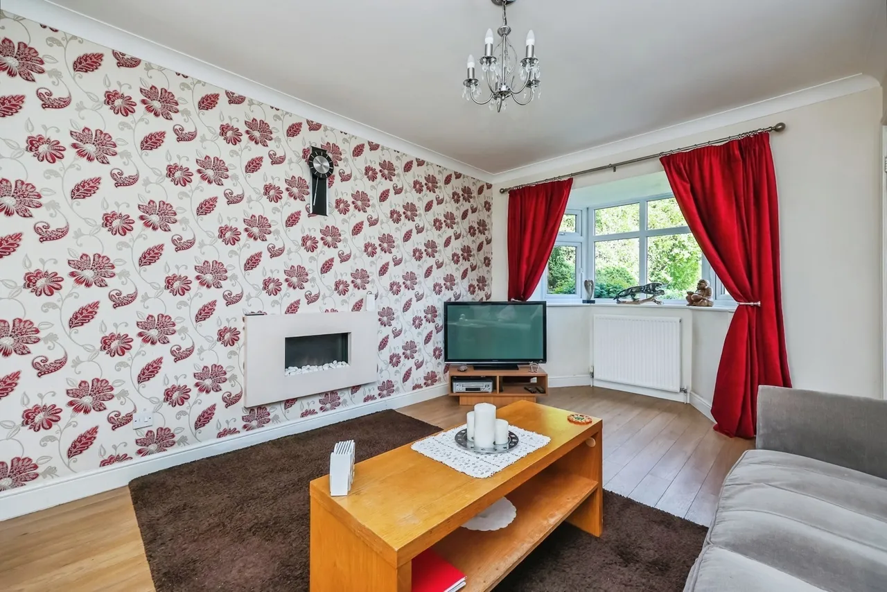 Minster Close, Hucknall, Nottingham, Nottinghamshire, NG15, photo 4