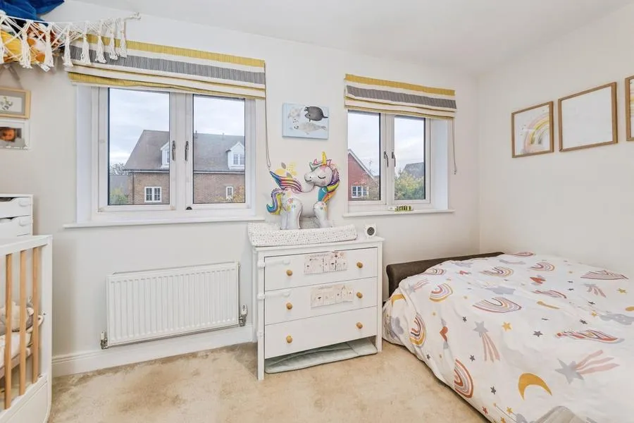 Moy Green Drive, Horley, RH6, photo 18