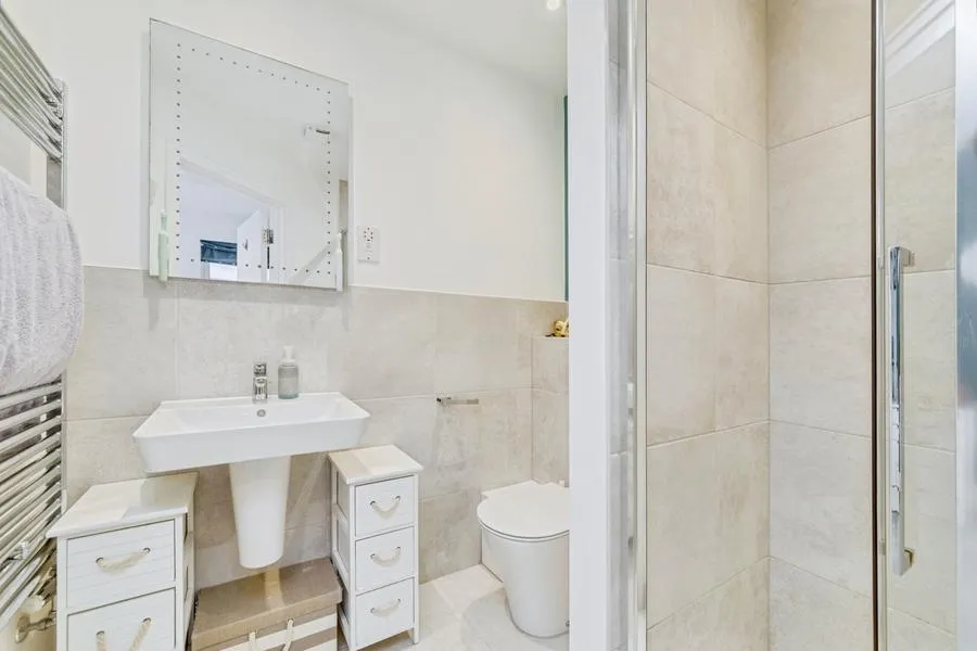 Moy Green Drive, Horley, RH6, photo 19
