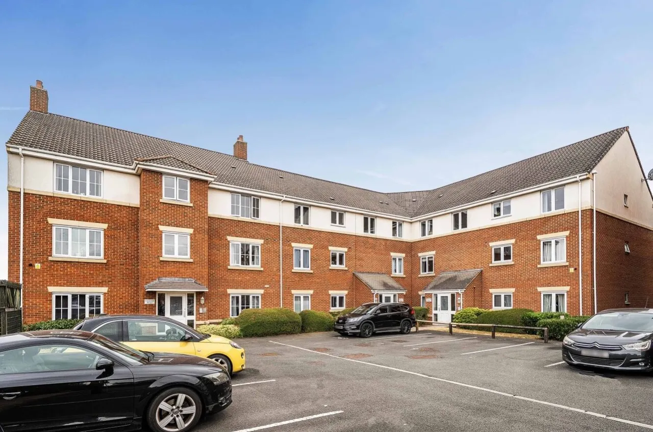 Archdale Close, Chesterfield, S40, photo 15