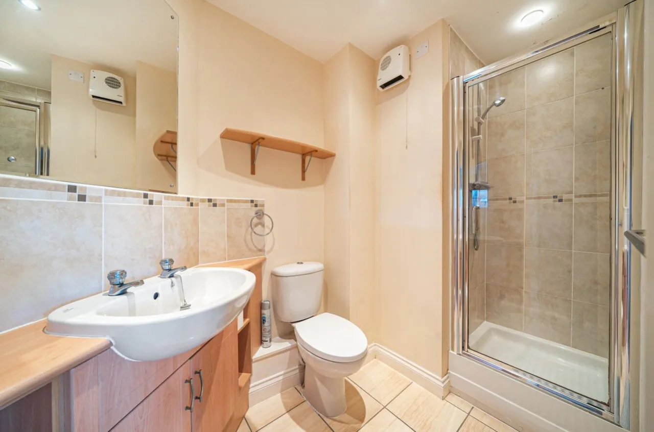 Archdale Close, Chesterfield, S40, photo 8