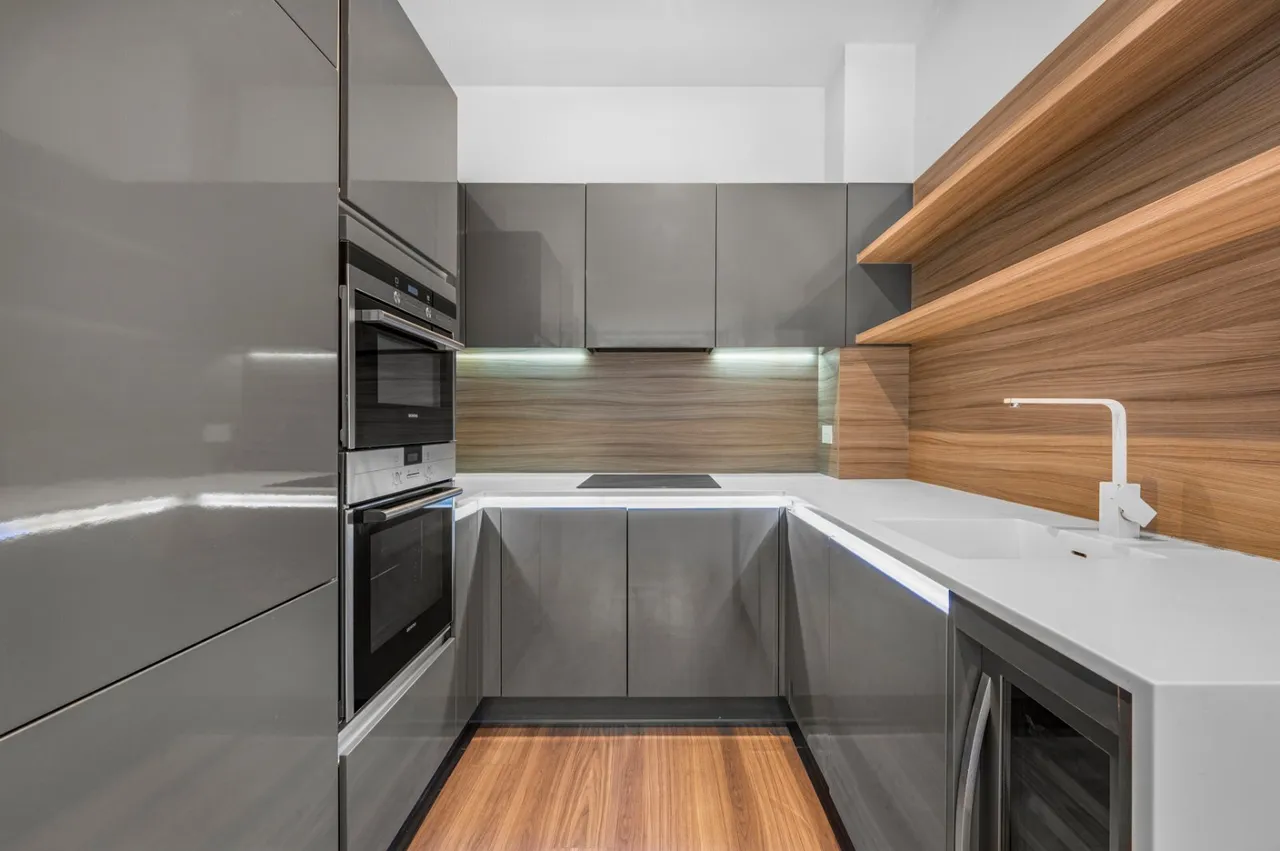 Broomhill Road, London, SW18, photo 5