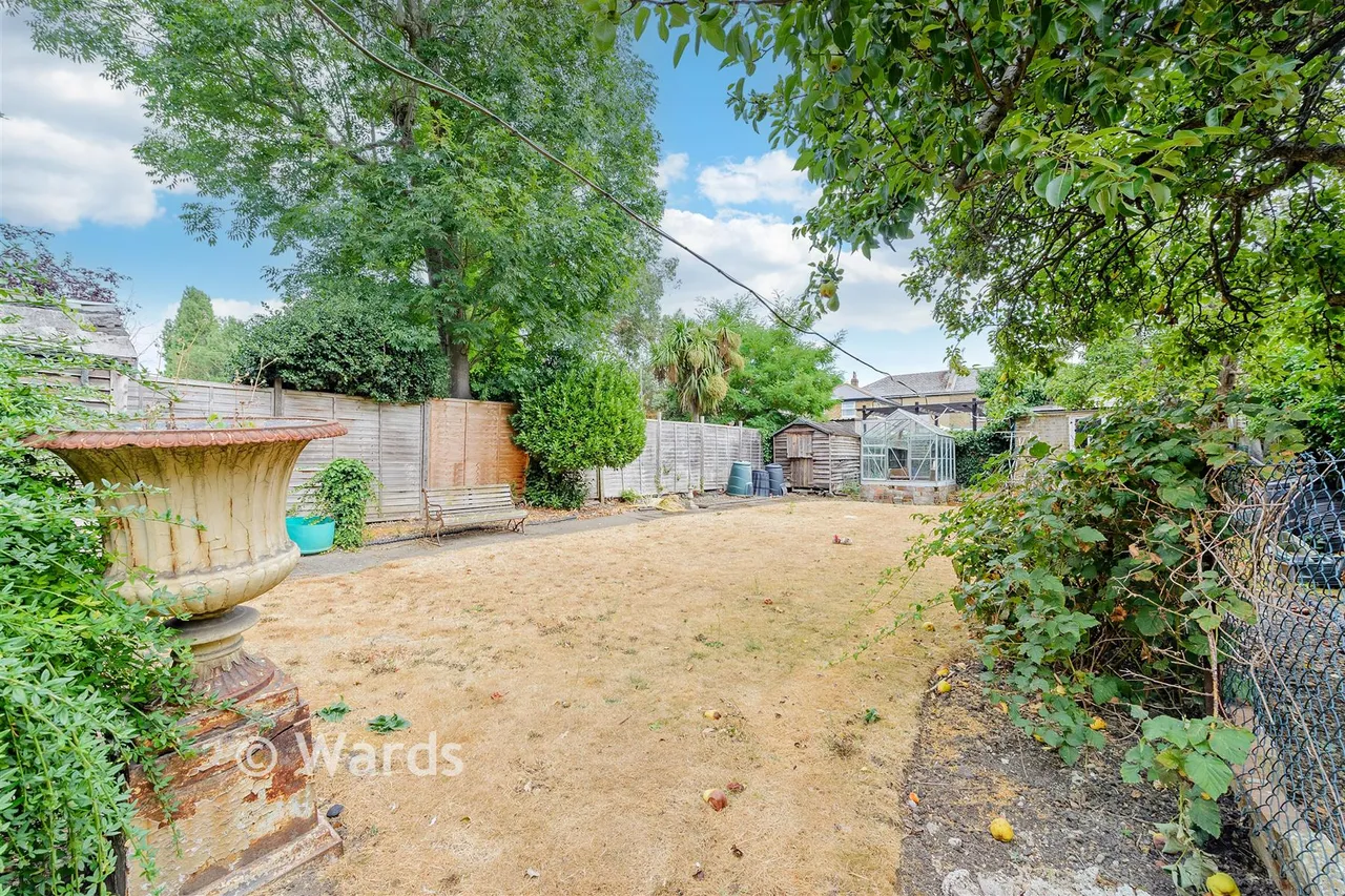 The Avenue, Gravesend, DA11, photo 2