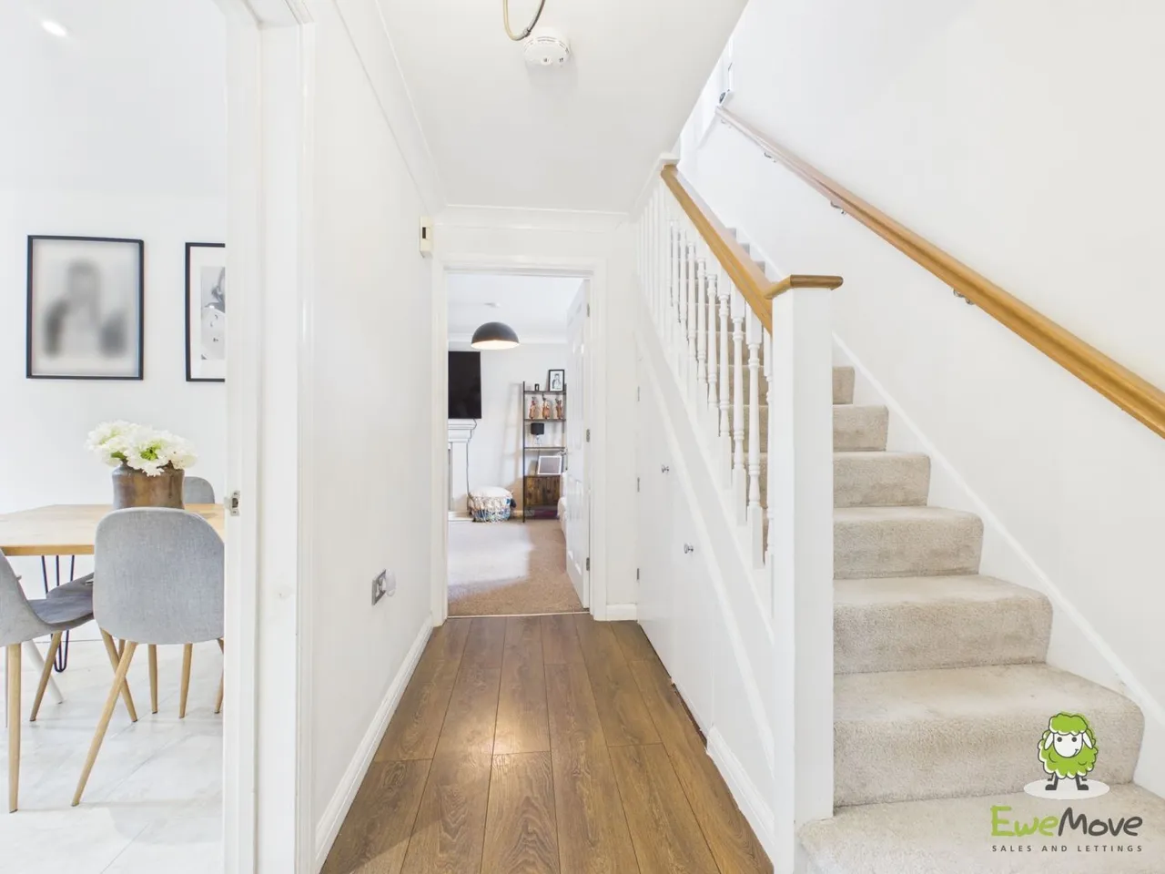 Otterbourne Walk, Sherfield-On-Loddon, RG27, photo 2