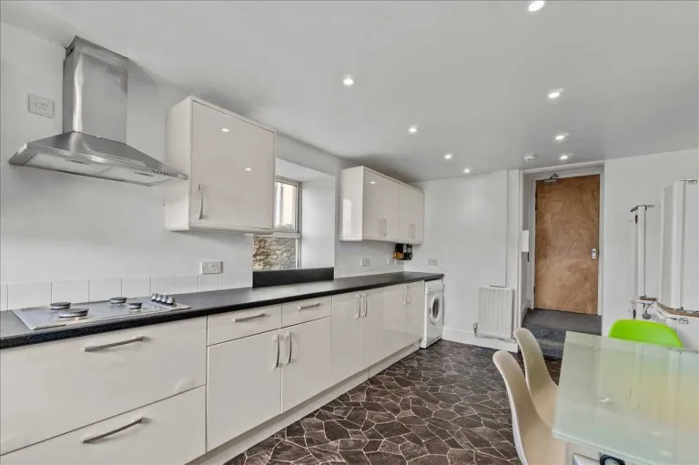 Edith Avenue, Plymouth, PL4, photo 2