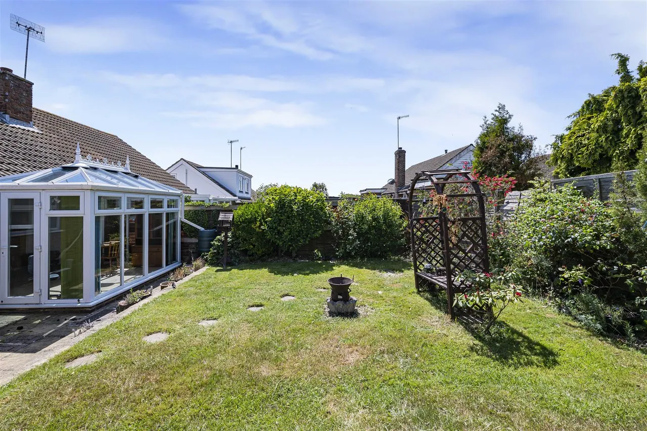 Lexden Road, Seaford, photo 15