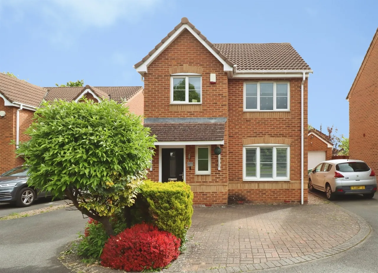3 bed house for sale — Crome Close, Wellingborough