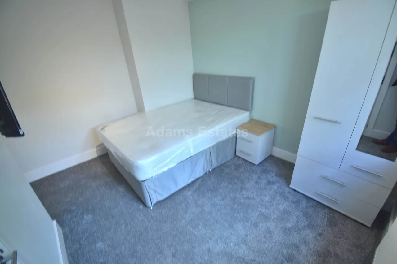 Oxford Road, Reading, RG31 6TL, photo 2