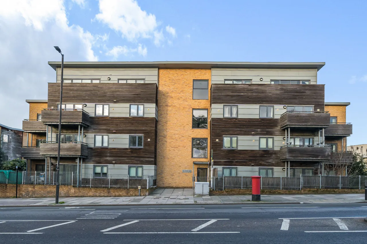10 Champion House, 209 Charlton Road, London, photo 11