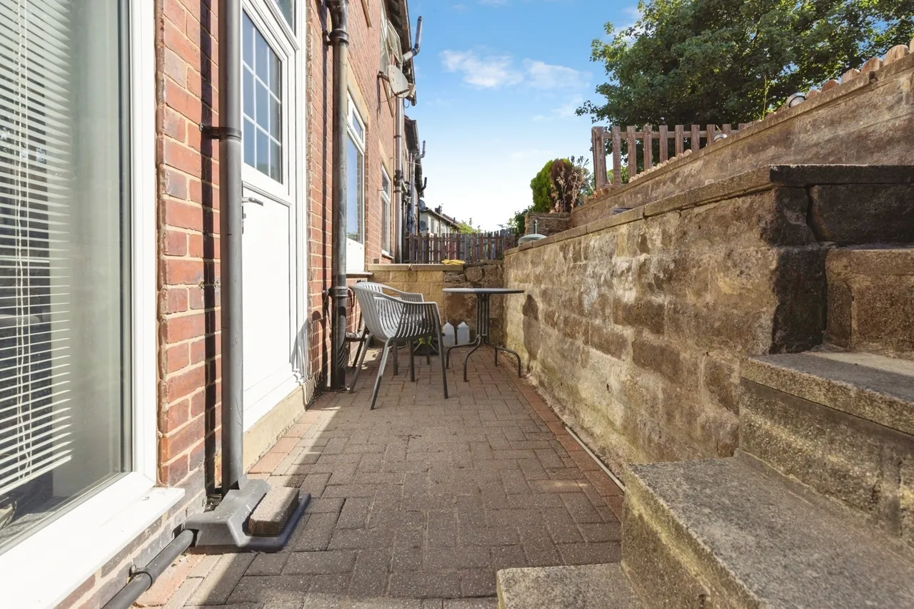 Cross Lane, Huddersfield, West Yorkshire, HD4, photo 11